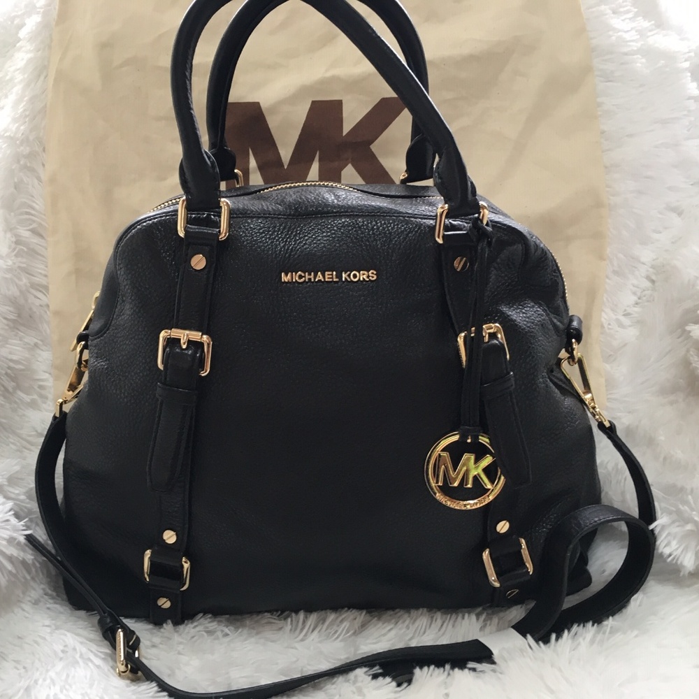 SOLD ON DIFFERENT SITE! Michael Kors Large Handbag - Picture 2 of 8